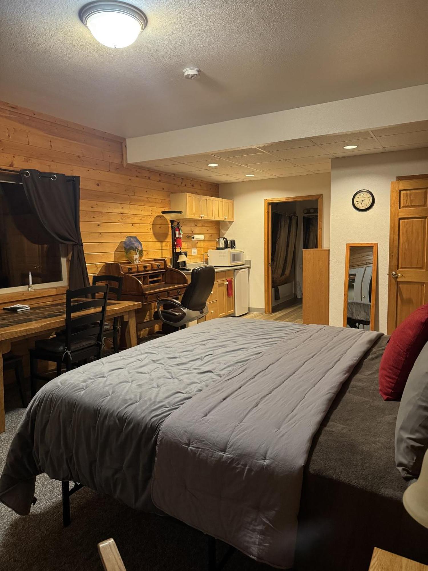 Susitna River Lodging, Suites Талкитна Экстерьер фото